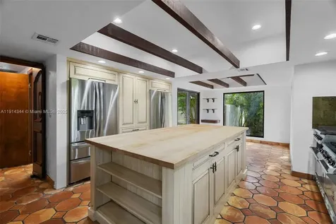 20215 W Oak Haven Circle Miami FL 33179