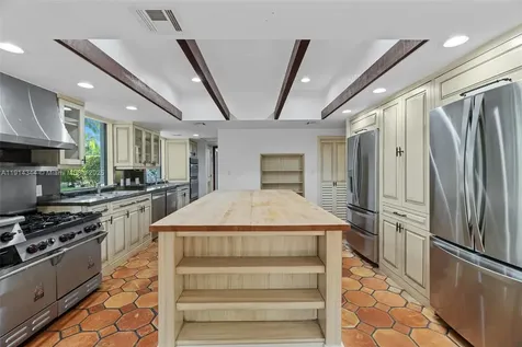 20215 W Oak Haven Circle Miami FL 33179