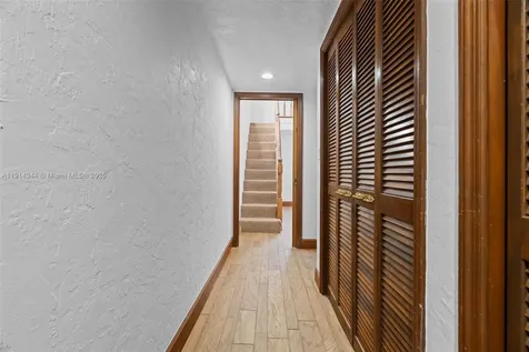 20215 W Oak Haven Circle Miami FL 33179