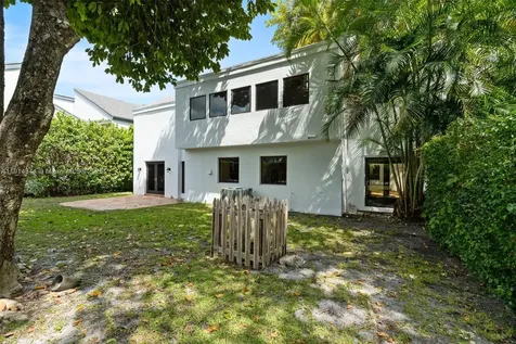20215 W Oak Haven Circle Miami FL 33179