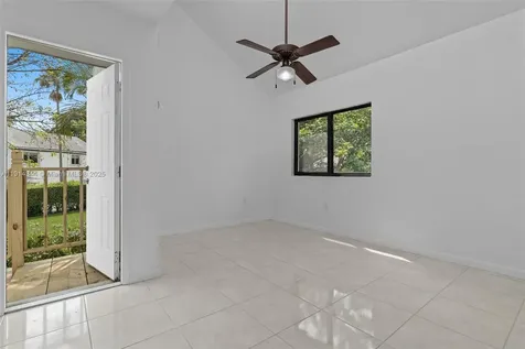 20215 W Oak Haven Circle Miami FL 33179