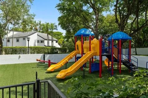 20215 W Oak Haven Circle Miami FL 33179