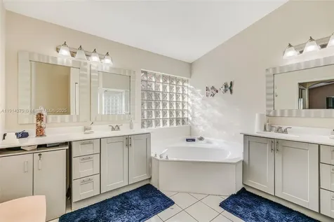 7390 Lugano Drive Boynton Beach FL 33437