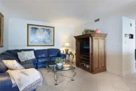 19670 Beach Road Tequesta FL 33469