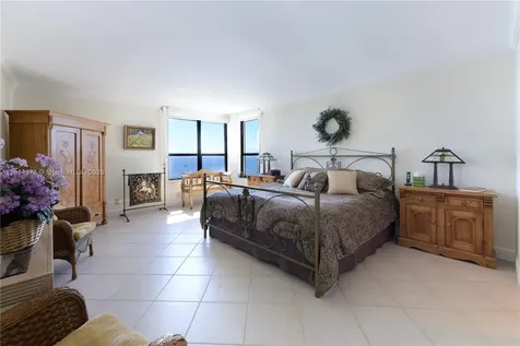 19670 Beach Road Tequesta FL 33469