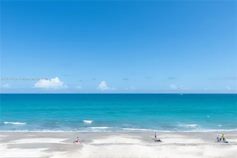 19670 Beach Road Tequesta FL 33469