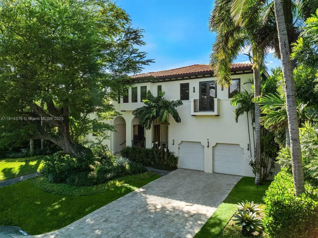 320 Atlantic Road Key Biscayne FL 33149