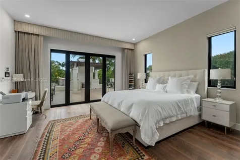 320 Atlantic Road Key Biscayne FL 33149