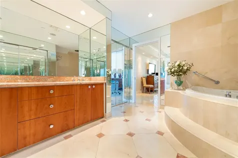 151 Crandon Boulevard Key Biscayne FL 33149