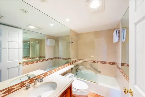 151 Crandon Boulevard Key Biscayne FL 33149