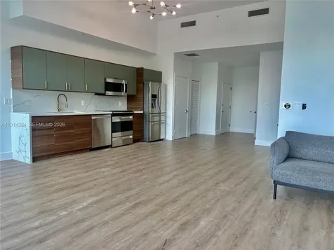 1800 N Bayshore Drive Miami FL 33132