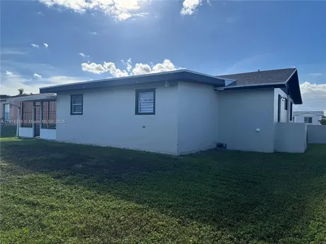 Miami FL 33170