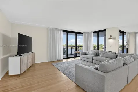 19667 Turnberry Way Aventura FL 33180