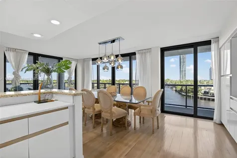 19667 Turnberry Way Aventura FL 33180