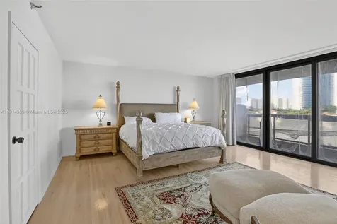 19667 Turnberry Way Aventura FL 33180