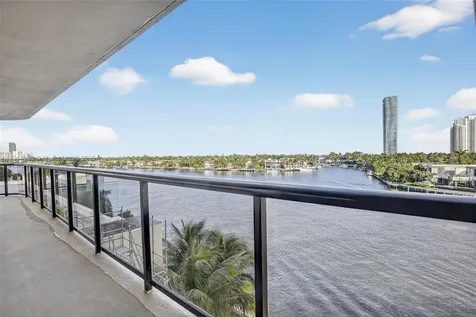 19667 Turnberry Way Aventura FL 33180