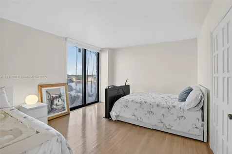 19667 Turnberry Way Aventura FL 33180