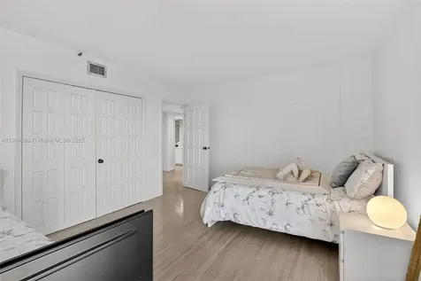 19667 Turnberry Way Aventura FL 33180