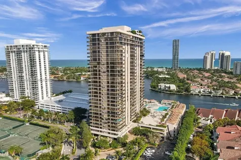 19667 Turnberry Way Aventura FL 33180