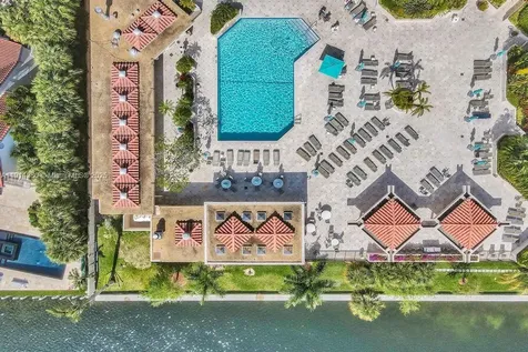 19667 Turnberry Way Aventura FL 33180
