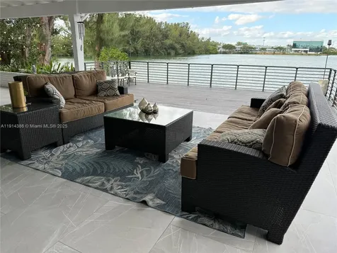 7521 SW 56th Street Miami FL 33155