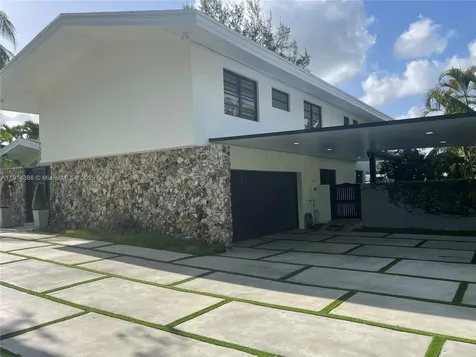 7521 SW 56th Street Miami FL 33155