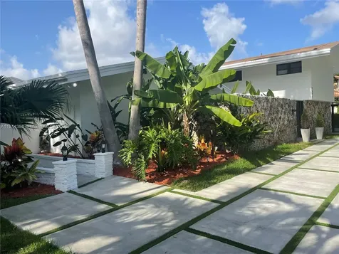 7521 SW 56th Street Miami FL 33155