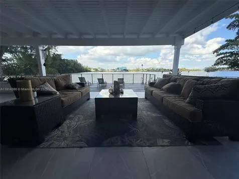 7521 SW 56th Street Miami FL 33155