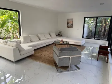 7521 SW 56th Street Miami FL 33155