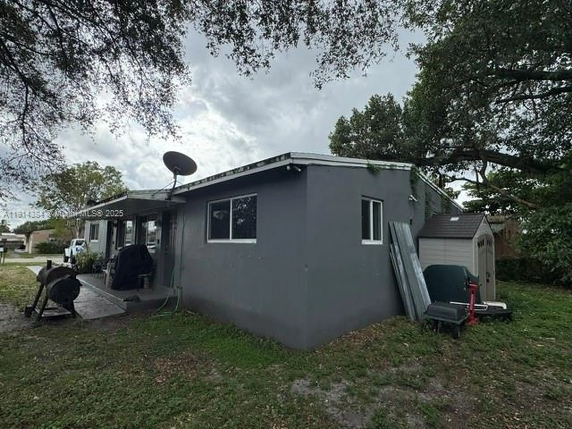 6351 Hayes Street Hollywood FL 33024
