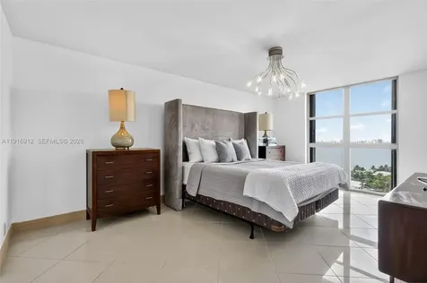 4000 Towerside Terrace Miami FL 33138