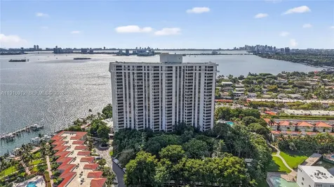 4000 Towerside Terrace Miami FL 33138