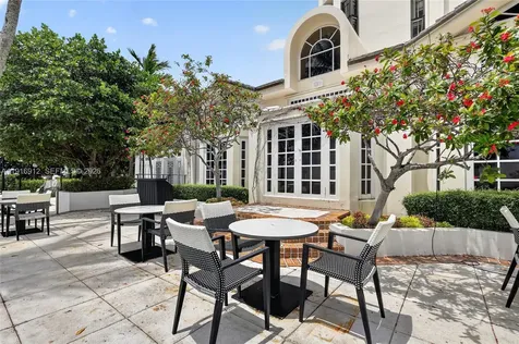 4000 Towerside Terrace Miami FL 33138