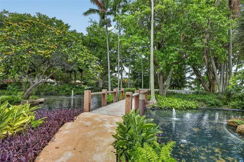 4000 Towerside Terrace Miami FL 33138