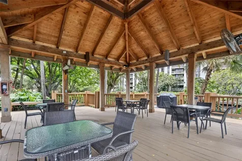 4000 Towerside Terrace Miami FL 33138
