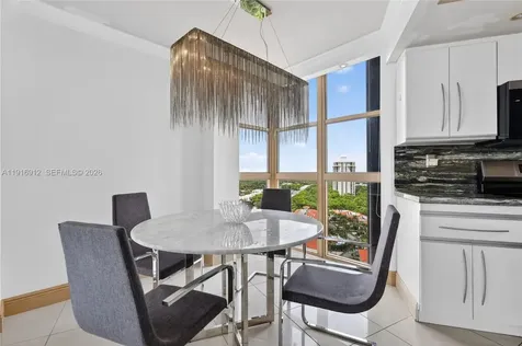 4000 Towerside Terrace Miami FL 33138