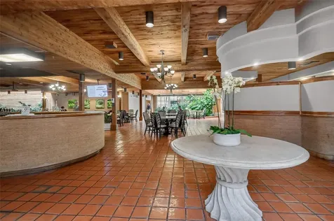 4000 Towerside Terrace Miami FL 33138