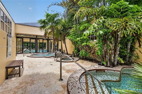 4000 Towerside Terrace Miami FL 33138