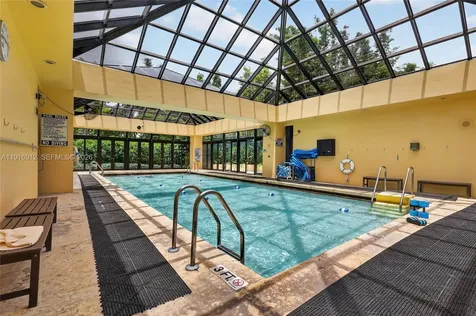 4000 Towerside Terrace Miami FL 33138
