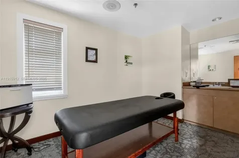 4000 Towerside Terrace Miami FL 33138
