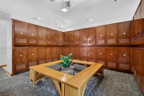 4000 Towerside Terrace Miami FL 33138