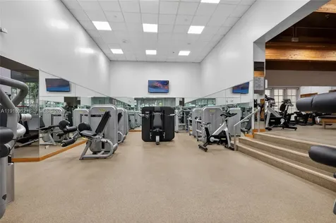 4000 Towerside Terrace Miami FL 33138