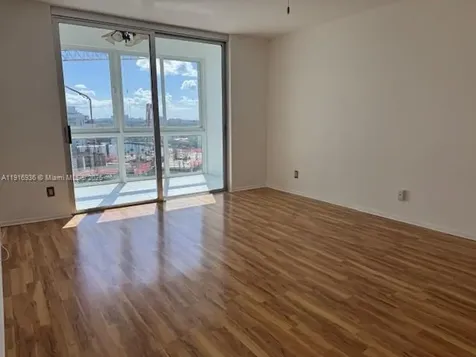 5401 Collins Avenue Miami Beach FL 33140