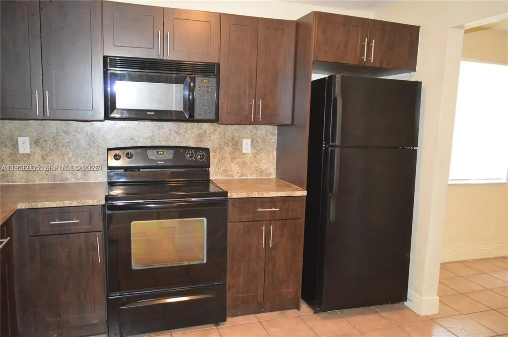 1741 SW 40th Terrace Fort Lauderdale FL 33317