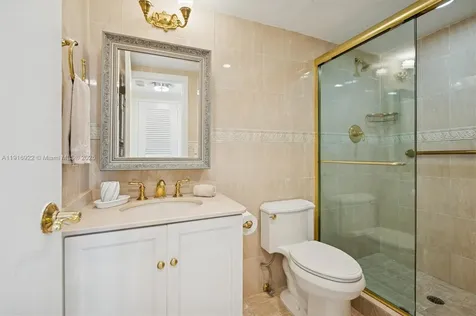 5001 Collins Avenue Miami Beach FL 33140