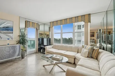 5001 Collins Avenue Miami Beach FL 33140