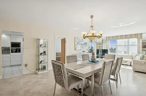 5001 Collins Avenue Miami Beach FL 33140