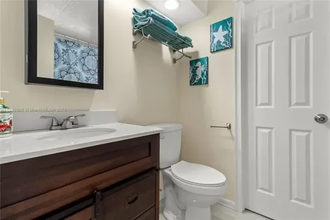 5239 NW 3rd Avenue Deerfield Beach FL 33064