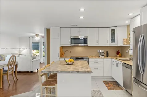 5239 NW 3rd Avenue Deerfield Beach FL 33064