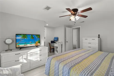 5239 NW 3rd Avenue Deerfield Beach FL 33064